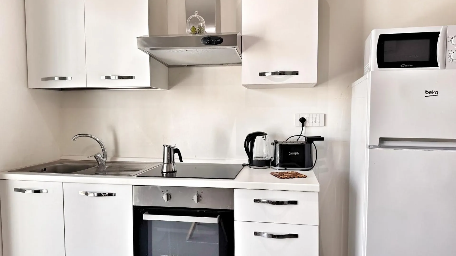 Alghero Charming Apartments Downtown 0*,  Italy