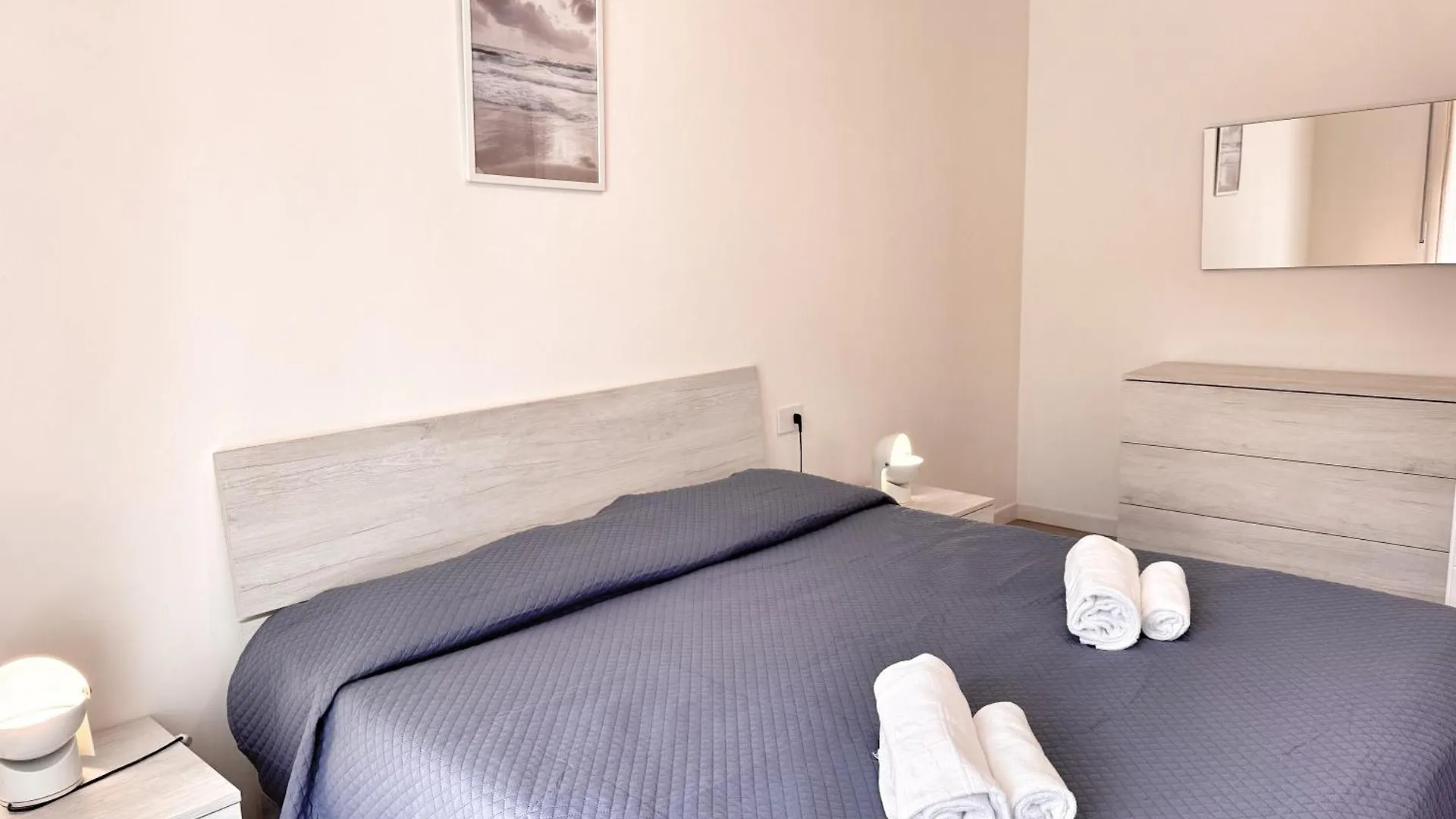 Alghero Charming Apartments Downtown Italy